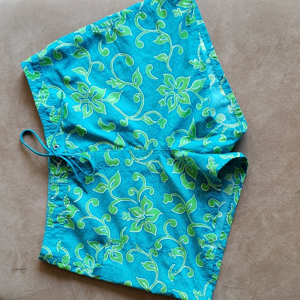Board shorts